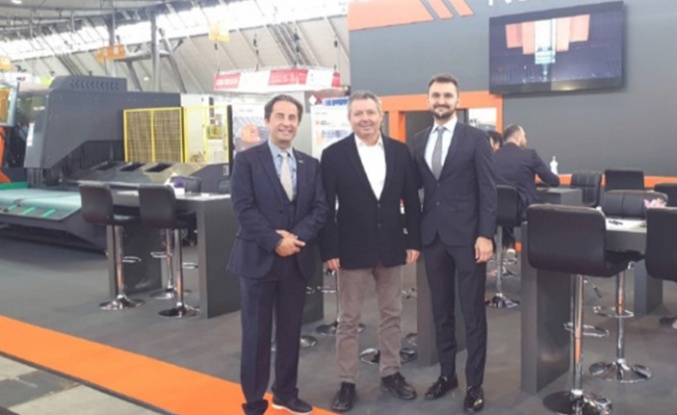 Makinecilerin Blechexpo çıkarması